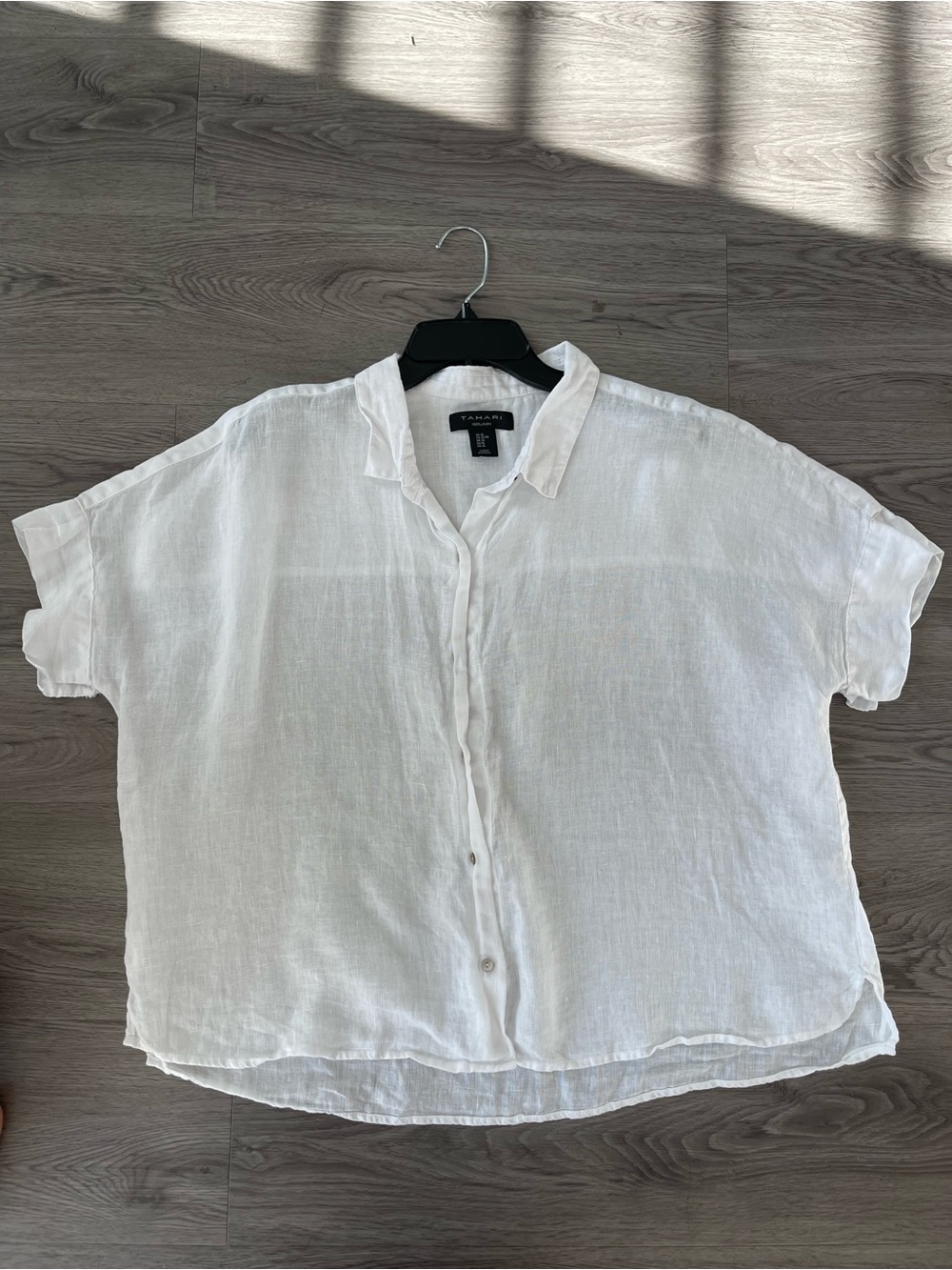 Tahari 100% linen button down short sleeve xl